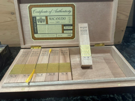 Macanudo MAO 2016 Limited Edition No. 10 Box-10